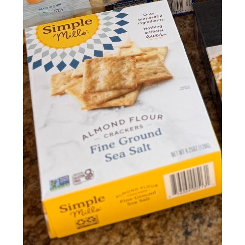 Simple Mills almond flour crackers